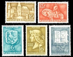 Hungary B117-21, Arms & Royalty